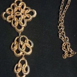 VINTAGE GOLD TONE NECKLACE