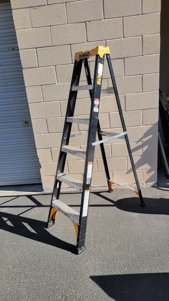 Dewalt 6ft Ladder