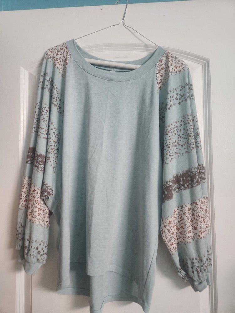 Size Small -medium Shirt Brand New