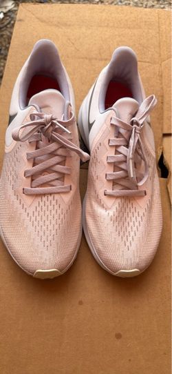 Nike Air Zoom Winflo 6 Pale Pink Running Shoes Sneakers Women's US 8 / UK 5.5 / EUR 39