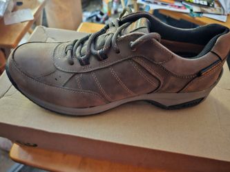 Dunham
Dunham Men's Lexington Oxford Shoe. [NEVER WORN]