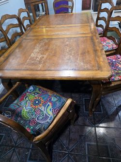 Dinning Table