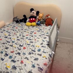 Full Bed With headboard 