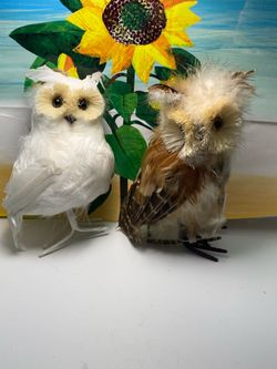 Handcrafted feathered owl decor. New