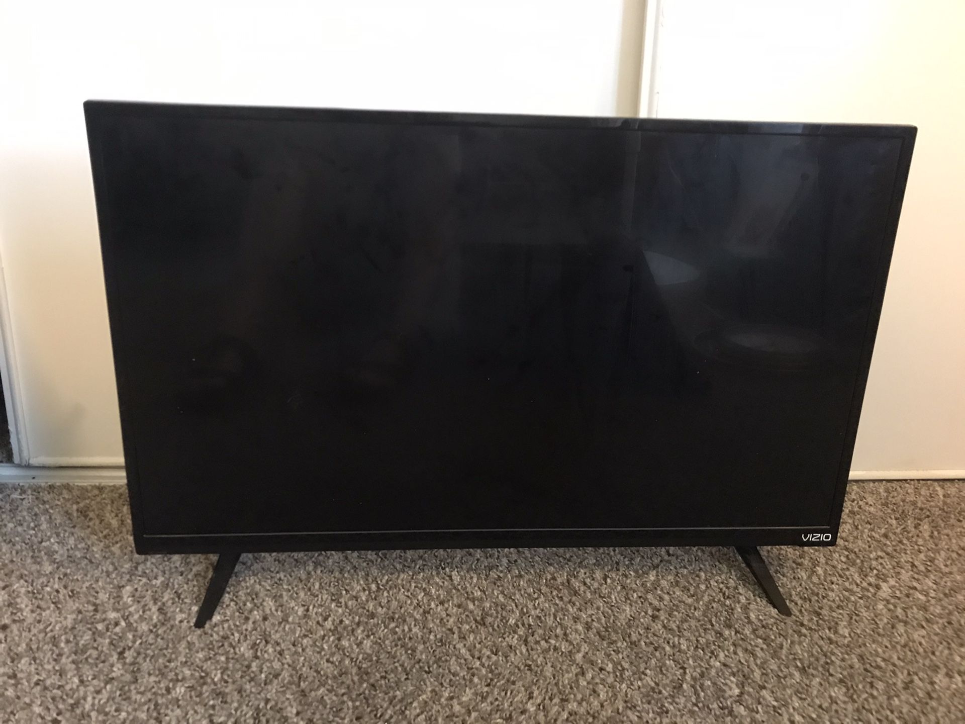 VIZIO Smart TV