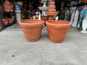 Clay pot