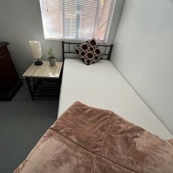 Twin Bed And Side Table (w/o Decorations)
