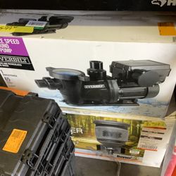 Everbilt 1 HP Variable Speed Pool Pump