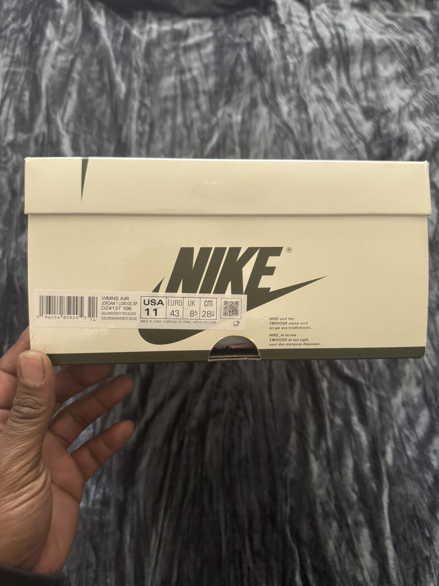 Olive Travis 1s Size 9.5/11w
