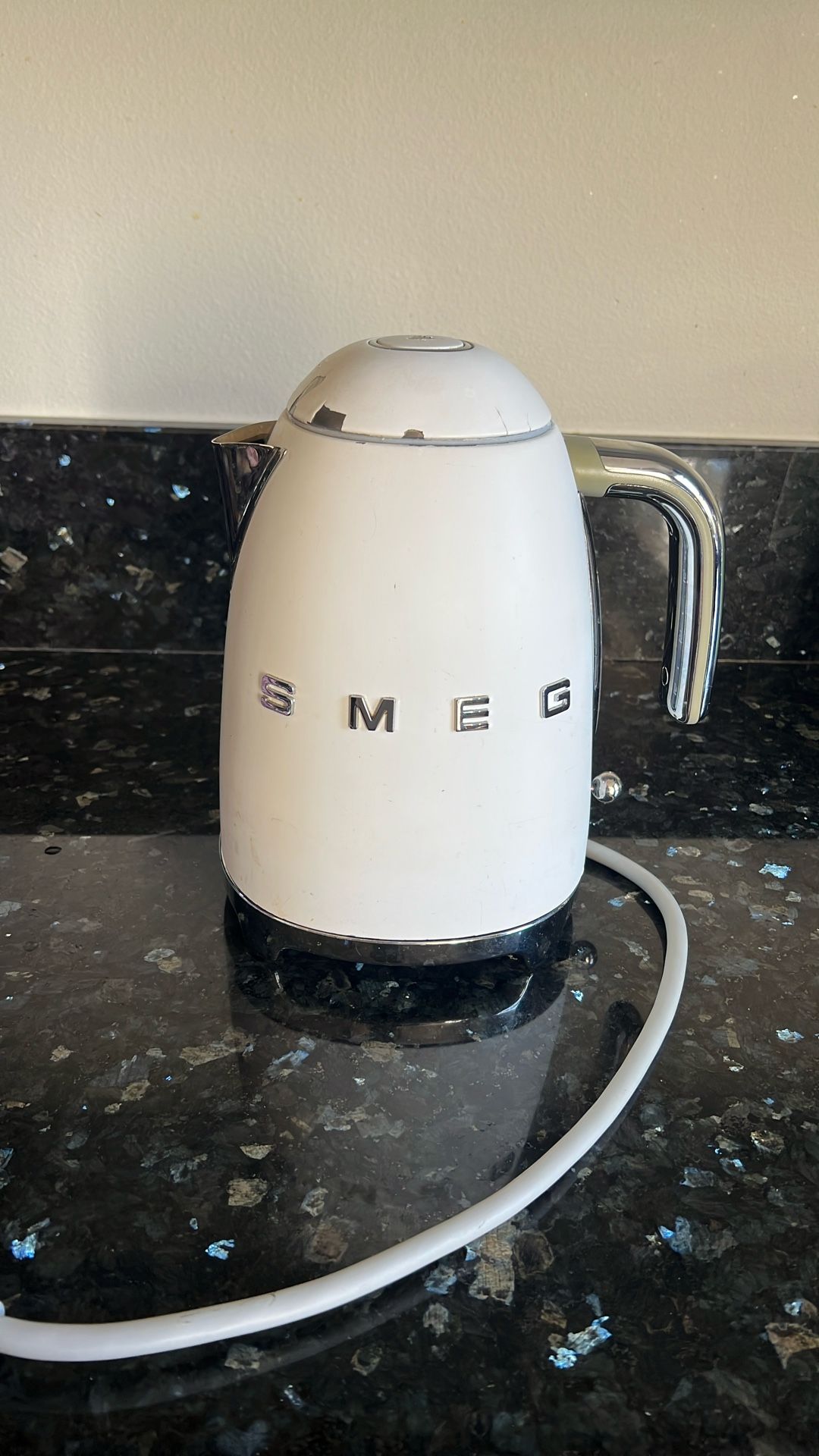 Smeg Electric Kettle