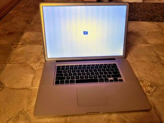 Apple Macbook Pro A1297 2.67GHz Processor 8GB RAM 750GB Storage
