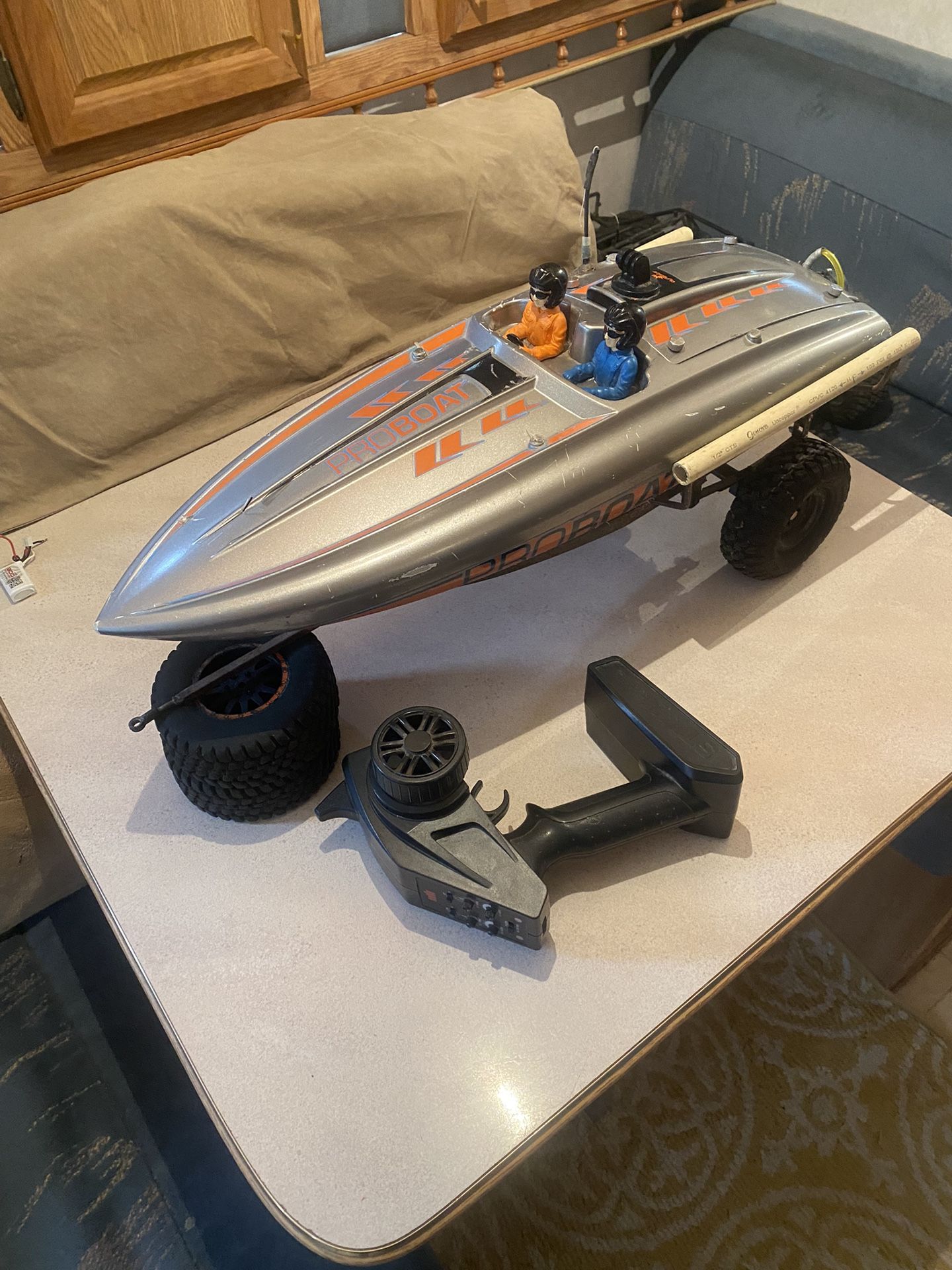 R/C Jet Boat