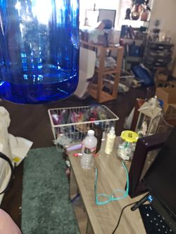 Moving sale