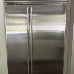 Sub-Zero Refrigerator/Freezer Model 632/S