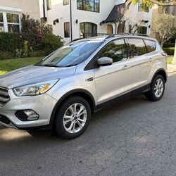 2017 Ford Escape (79k Miles) Drives Excellent!!!!