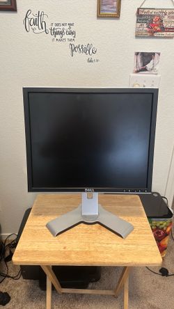 Computer Monitor “DELL”