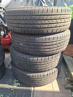 Set 215 70 16 continental cross contact  used dont install