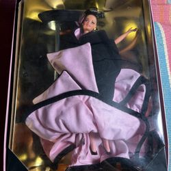 Escada Barbie Limited Edition 1994 Mattel 15948 Complete Damaged Box
