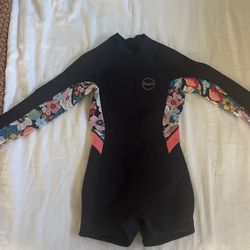 Girls O’Neil  Wetsuit Size 10 