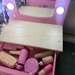 Kids play make up vanity