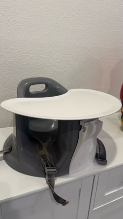 Upseat with tray