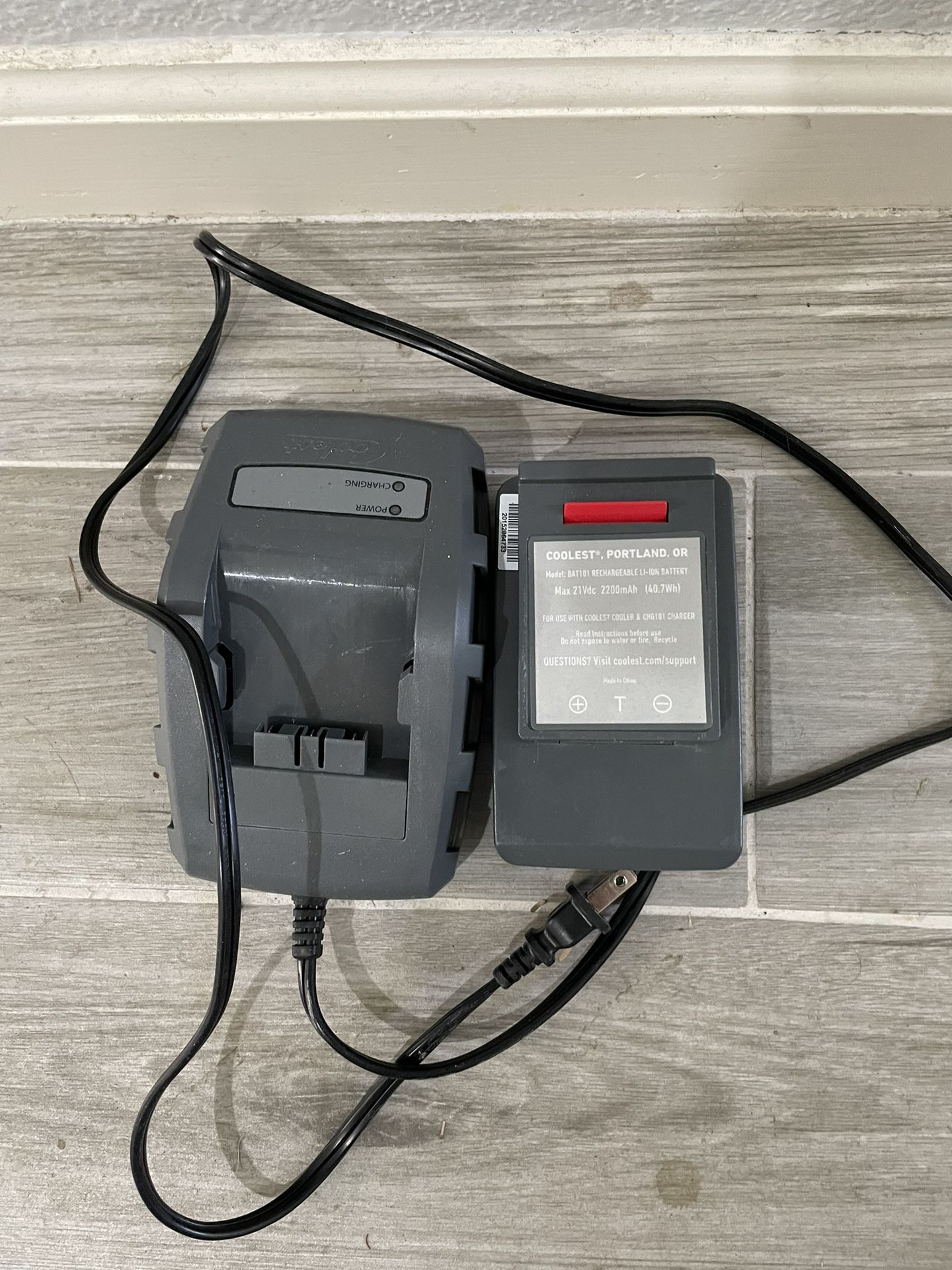 Coolest Lithium Ion Battery BAT101 21V CHG101