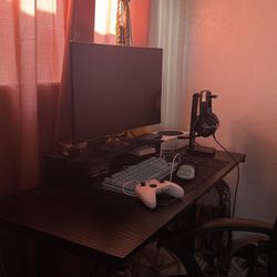 ‼️selling AOC Good Condition Monitor For The Low💰‼️ Read Description For More Info!!!‼️