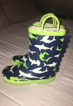 Kids Rain boots Size 13