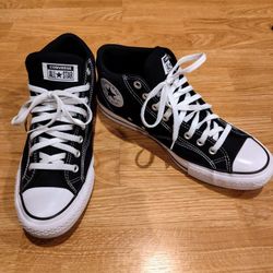 Black And White Converse Chuck Taylor Size 12 Men