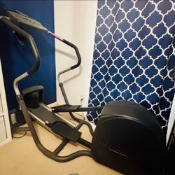 Precor EFX5.21si Professional Elliptical Crosstrainer- Works great