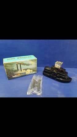 Vintage Avon with boxes