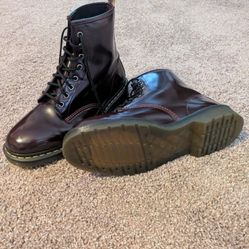 Dr Martens 1460 Cherry Size 11 Mens