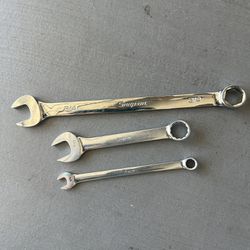 Snap-on  wrenches 