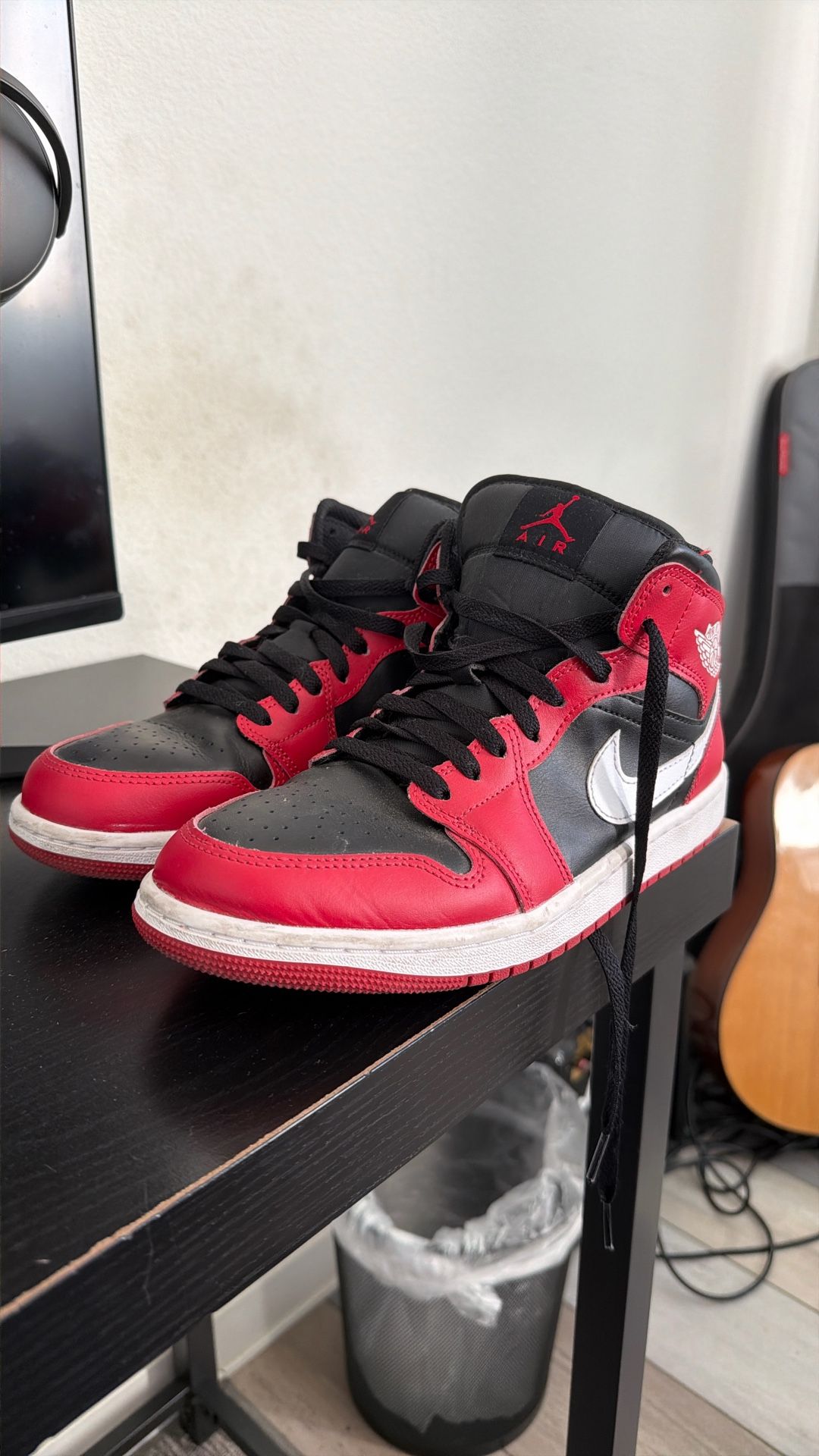 Air Jordan 1 Mid