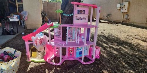 Barbie Dreamhouse