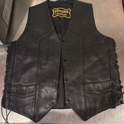 Leather Woman’s Biker Vest Small-new