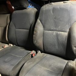  Seats For A 05 Toyota Cion Tc