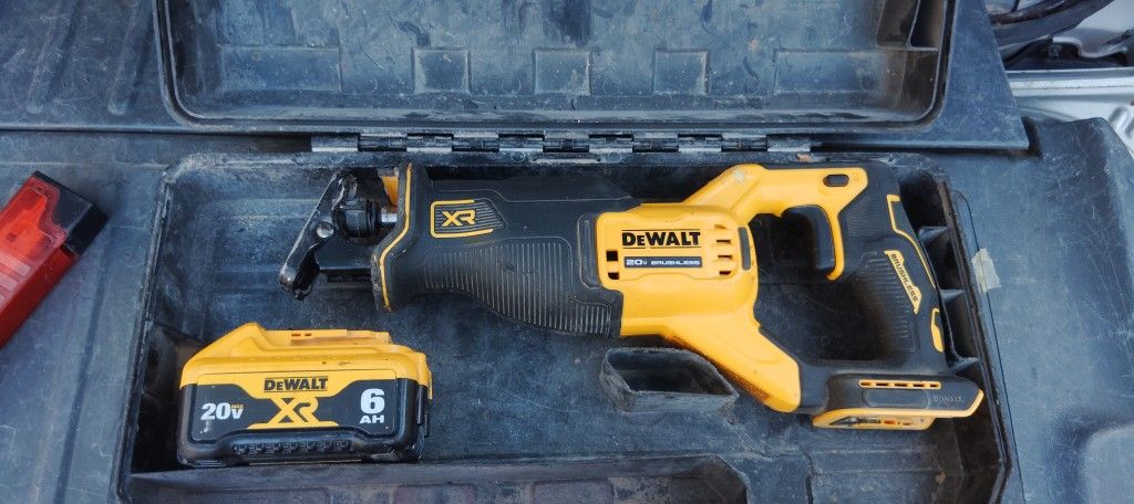 Saw Sall DeWalt Recíprocoting XR