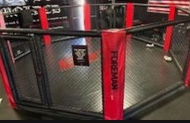MMA Octagon 