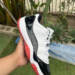 Jordan 11 (Concord Bred)