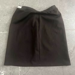 Women black mini skirt