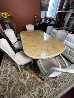 Dinning Table With 6 Chairs