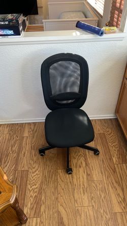 Simple, breathable office chair