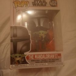 The Mandalorian with the Child Funko Pop 402