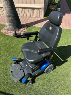Golden Buzz Around Electric Power Mobility Chair