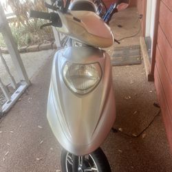 Electric Moped / Scooter / Bike