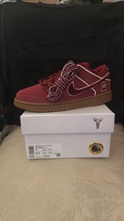 Nike Dunk Low Kobe Bryant Lower Merion Away