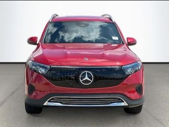 2024 Mercedes-Benz
EQB 300
Electric