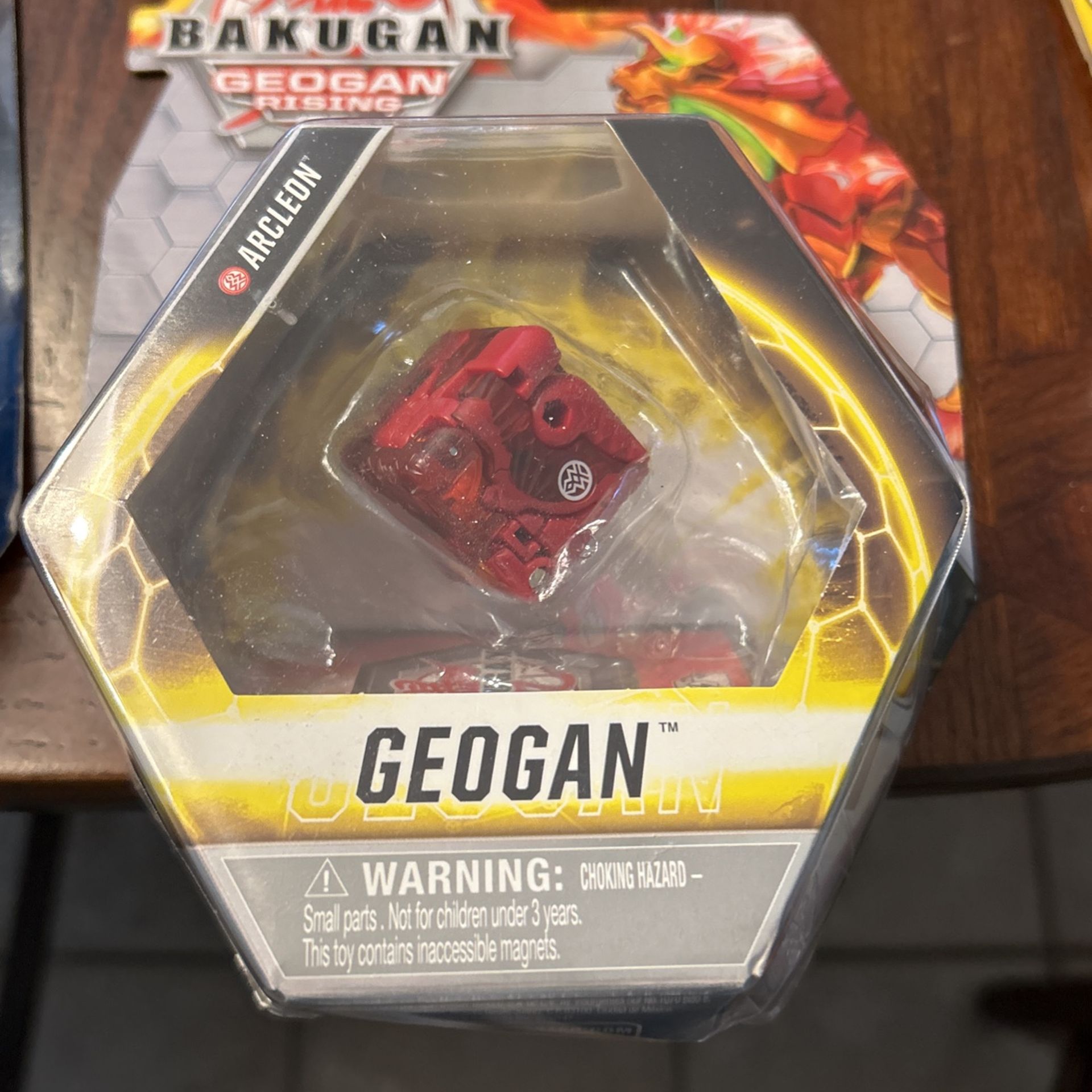 BAKUGAN GEOGAN RISING RARE ARCLEON