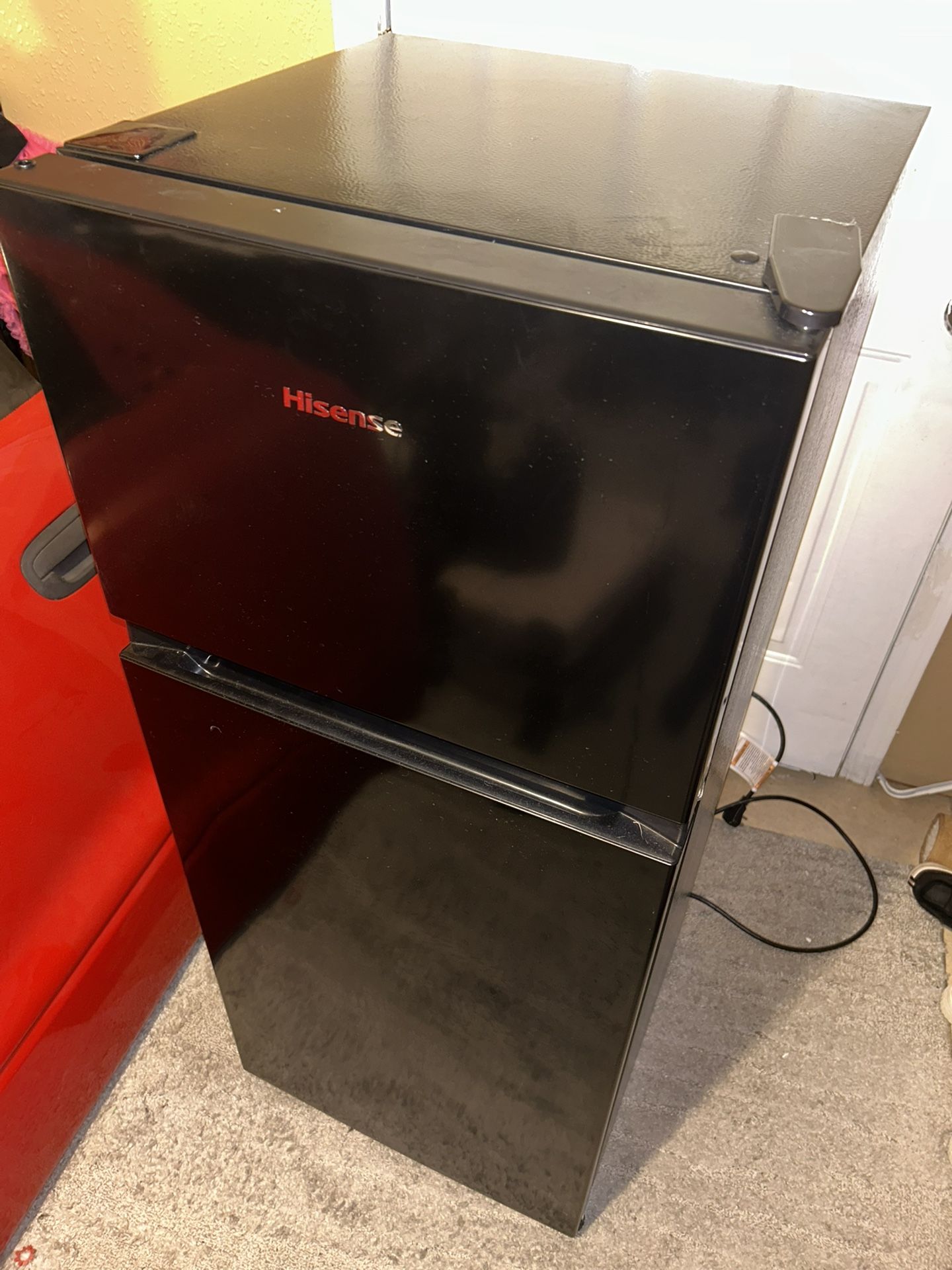 Mini Fridge 